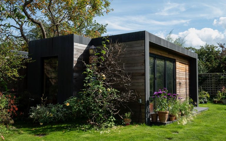 4 Reasons Why You Should Have a Bespoke Garden Room