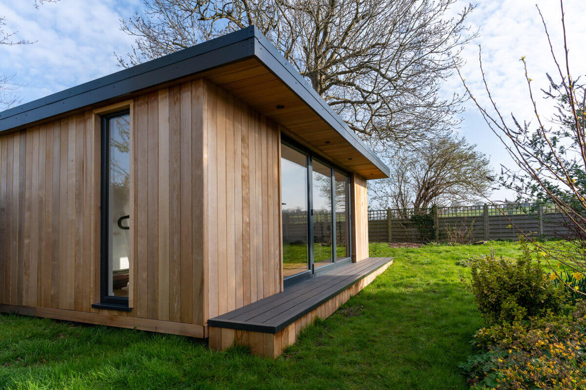 Top 3 Reasons to Add a Garden Office to Your Outdoor Space